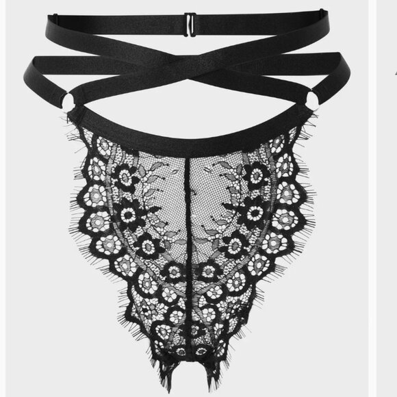 Killstar Sexy Belina Black Lace Strappy Bralet & Panty Set XL NEW WITH TAGS - Picture 5 of 5